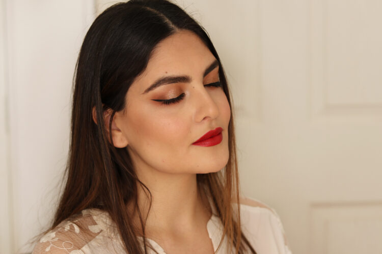 maquillaje-fiesta-navidad-labios-rojos